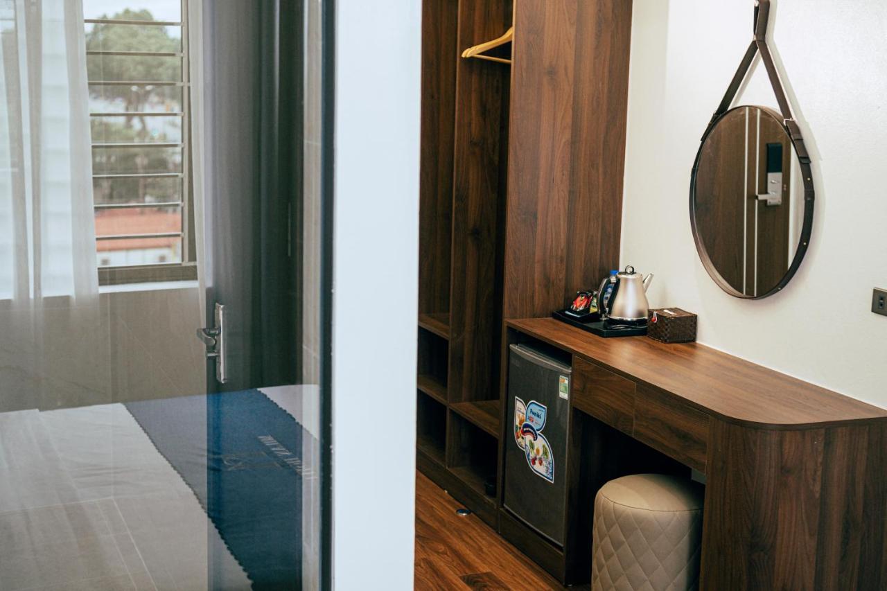 Milan Hotel Ниньбинь Экстерьер фото