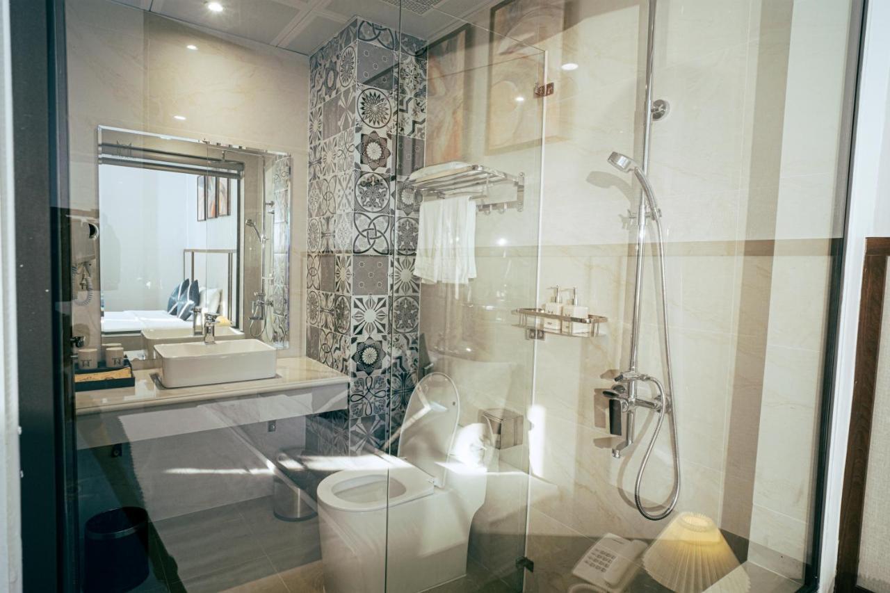 Milan Hotel Ниньбинь Экстерьер фото