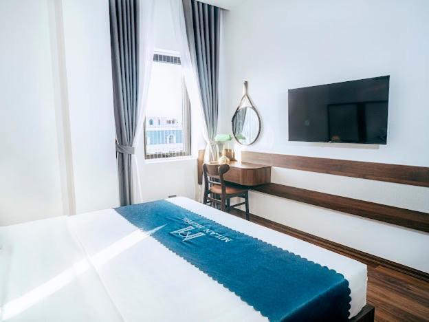 Milan Hotel Ниньбинь Экстерьер фото